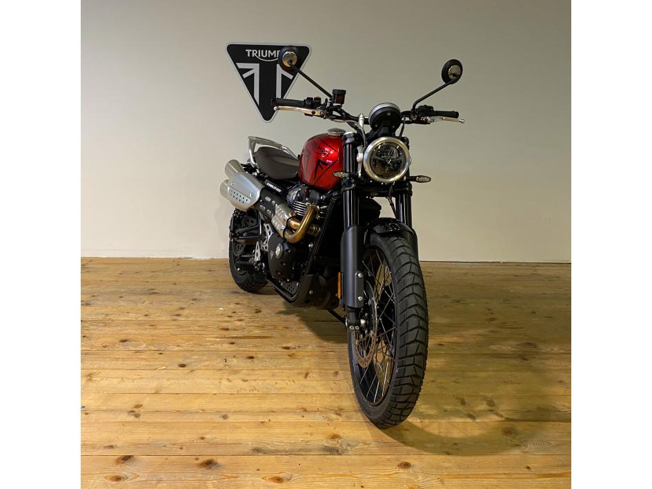TRIUMPH SCRAMBLER 1200 X